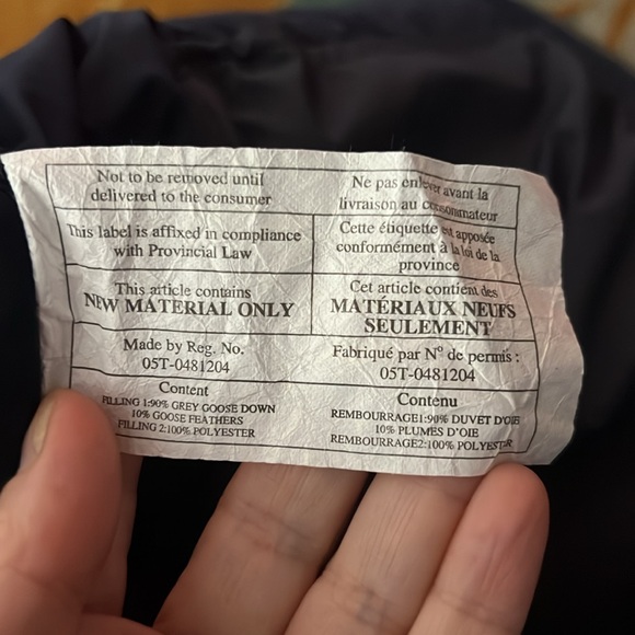 Lululemon Athletica Down Vest Women’s 6 - Picture 9 of 10